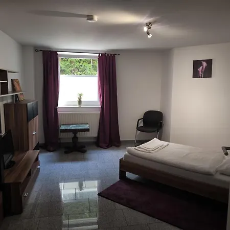Messeapartment 10 Personen * Hanóver