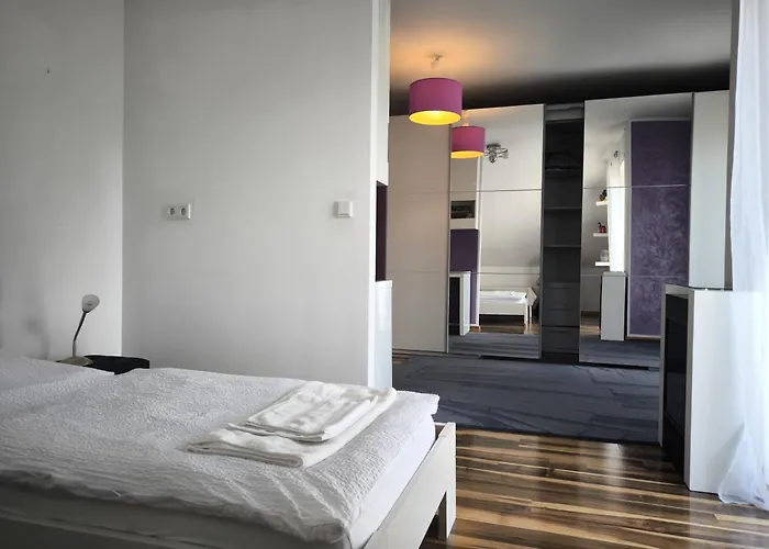 Messeapartment 10 Personen Апартаменты *