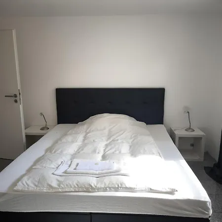 Messeapartment 10 Personen Daire Hannover