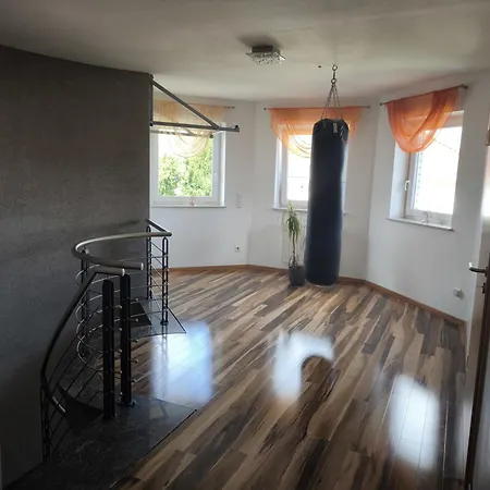 Messeapartment 10 Personen *